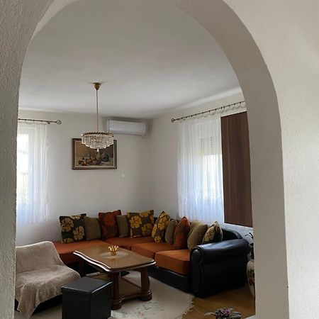 Guest House Kruna أولتْسي المظهر الخارجي الصورة